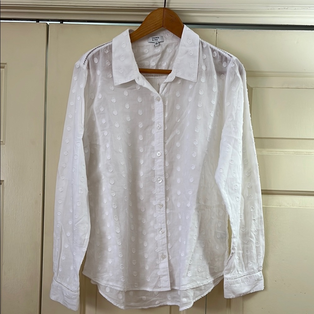 crown & ivy White Textured Swiss Dot Button-Down Shirt XL